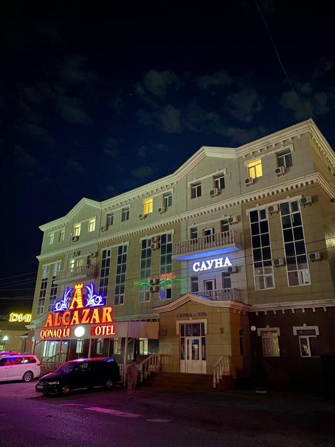 Alcazar Hotel Atyraū Eksteriør billede